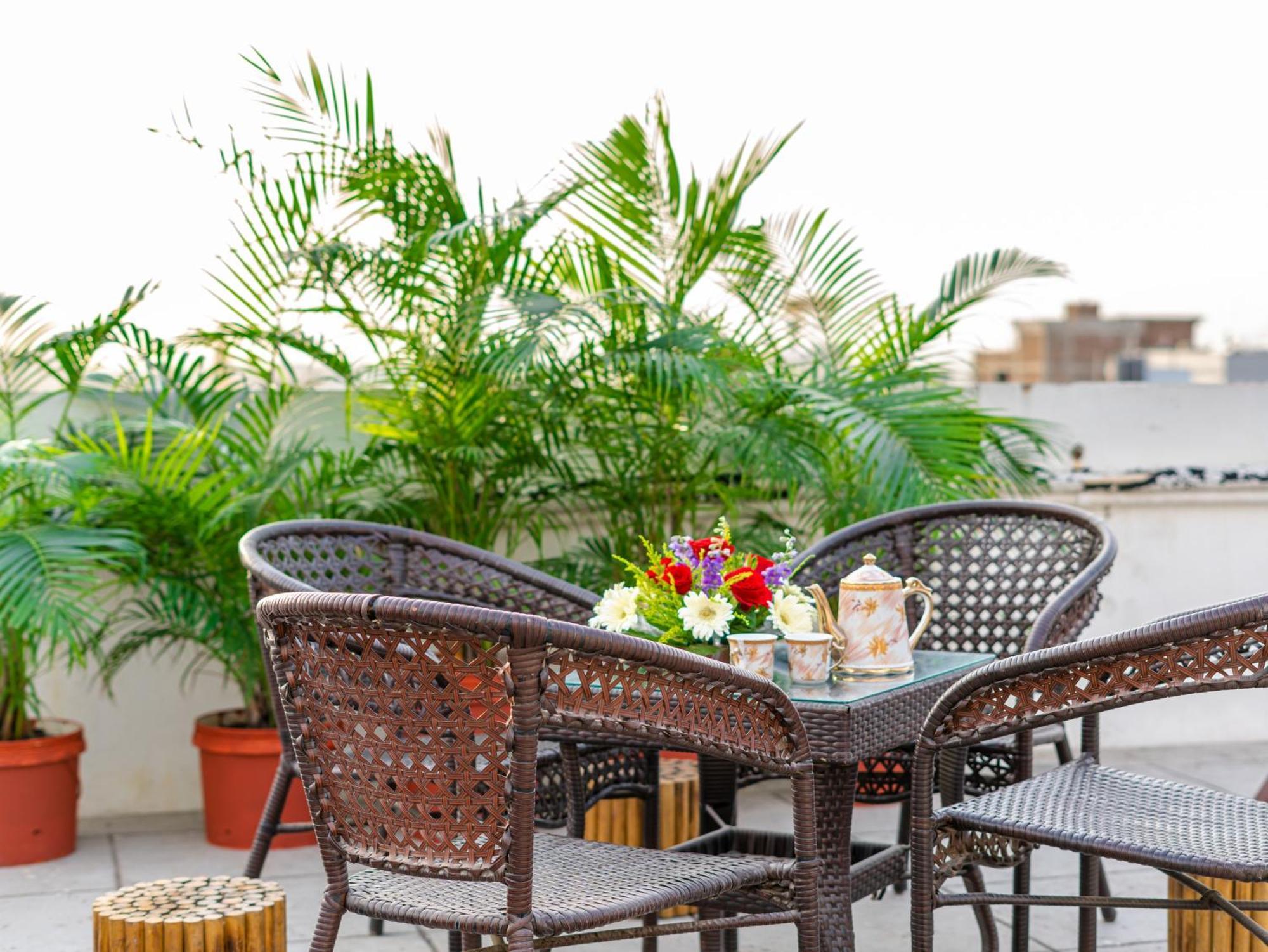 Hotel Signature Planet Indore Exterior photo